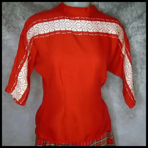 Vintage Dolman Top Red White with Silver, Festive 50s Holiday Woven Cotton VFG - Picture 2 of 13